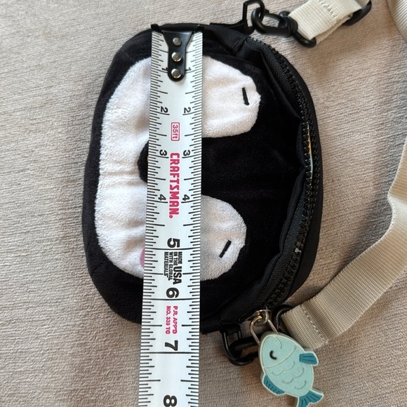 Samsonite Crossbody Sammies by Samsonite
SAMMIES DREAMS
MINI CROSSBODY PENGUIN - Picture 9 of 10